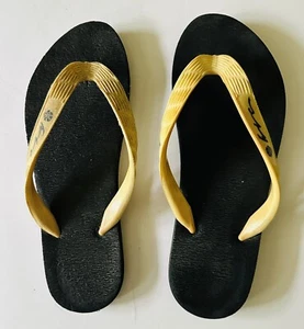 HIC Hawaiian Island Creations Women's Flip Flop Sandals Size US 9.5/10.5 Japan - Picture 1 of 3