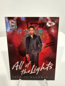 2024 Spectra - ALL OF THE LIGHTS INSERT - Patrick Mahomes SSP - Picture 1 of 6