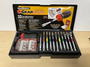 GEARWRENCH 32 Piece Ratcheting Nut Driver Set Metric/SAE Gear Driver 77032 Read - Picture 1 of 5
