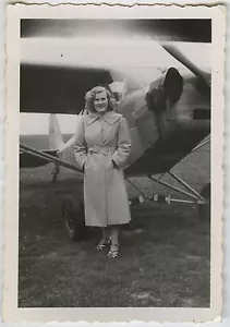 PHOTO ANCIENNE - AVION ANSALDO (?) HÉLICE FEMME - PLANE HELIX - Vintage Snapshot - Bild 1 von 1