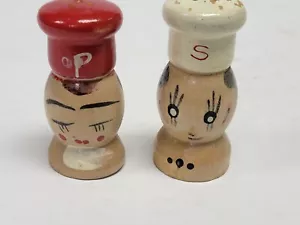 Salero y pimentero vintage años 50 - Madera pintada a mano hombre y mujer chef - Japón - Imagen 1 de 4