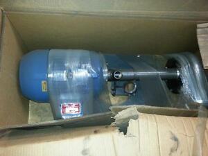 Gusher Pump Brand New In The Box 