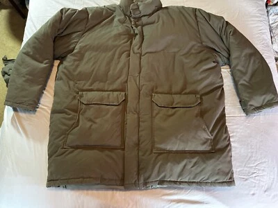 Chaqueta pesada de colección Cabela's Premier Northern Goose Down para hombre verde militar RN56835 Foto 1 de 4
