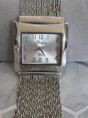 GENOA Platinum Plated Large Face Ladies Silver Tone BRACLET CHAIN WATCH New Batt - Image 1 of 4