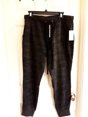 Sanctuary Sweatpants,  Womens Size XXL, dark camo colors  Drawstring, NWT $89 Foto 1 de 4