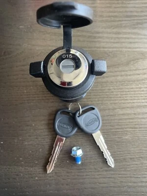 UNDERCOVER AS3003CL TONNEAU COVER LOCK; REPLACEMENT LOCK FOR UNDER-COVER SE/ LUX - Image 1 of 4