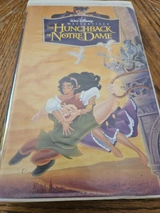 The Hunchback Of Notre Dame VHS - Picture 1 of 3