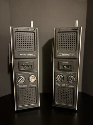 🔥Vintage Realistic Model TRC-180 Walkie Talkie 🔥 Great Condition. Easy To Use. - Image 1 of 3