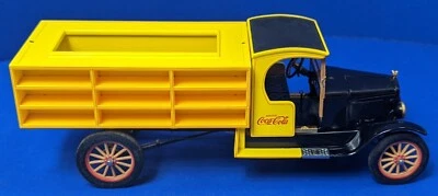 Danbury Mint 1927 Coca Cola® Delivery Truck - Image 1 of 4