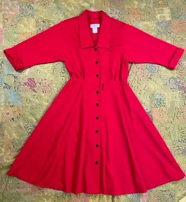 En muy buen estado Vestido Camisa Secretaria Roja Leslie Fay Petites 12 Botones Negros Años 80 De Colección  Foto 1 de 4