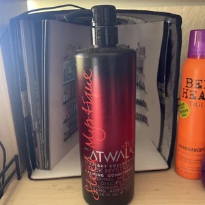 Tigi Catwalk Straight Collection Sleek Mystique Calming Conditioner 25.36 oz - Picture 1 of 2