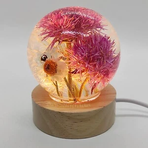 Flower resin lamp, bedroom decor, dried flowers lamp, nature inspired gift - Picture 1 of 9