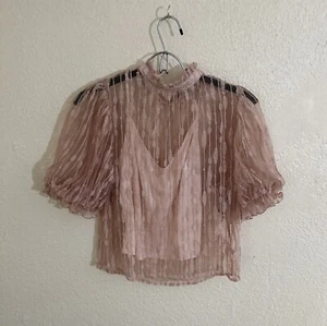 Womens NEW!!! Medium, Black Lace Puff Sleeve Short Sleeve Blouse - Picture 1 of 9