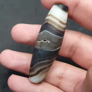Vintage Himalayan Tibetan Natrual Pattern Agate Bead - Picture 1 of 21