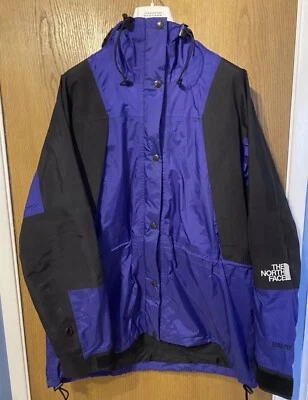 Женская винтажная куртка с капюшоном 90-х The North Face Mountain Light Gore-Tex размер M - Изображение 1 из 4