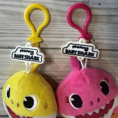 2 Plush Baby Shark Nickelodeon Pinkfong Clip-On Coin Purse Toy Pink & Yellow - Image 1 of 4