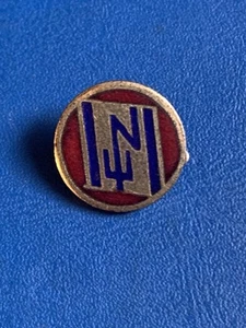 WWII GERMAN. LUFTWAFFE DIVISIONAL LAPEL BADGE -:- IN NICE ORIGINAL CONDITION - Picture 1 of 2