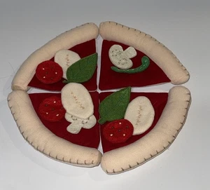 VTG Pottery Barn Kids PBK Felt Play Food Pizza Mozzarella Pepperoni Mushroom - Picture 1 of 6