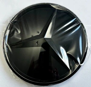 Mercedes-Benz Grille Star badge A W177 C W205 B W247 CLA W118 CLS W257 2019-2024 - Picture 1 of 2