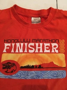 Nike Vtg 2000 Rare!! Honolulu Marathon Finisher! T-shirt Hawaii Running Medium - Picture 1 of 12