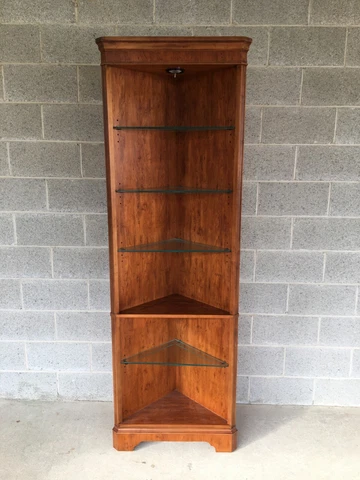 (A) DREXEL HERITAGE YORKSHIRE YEW WOOD LIGHTED CORNER DISPLAY CABINET Cover
