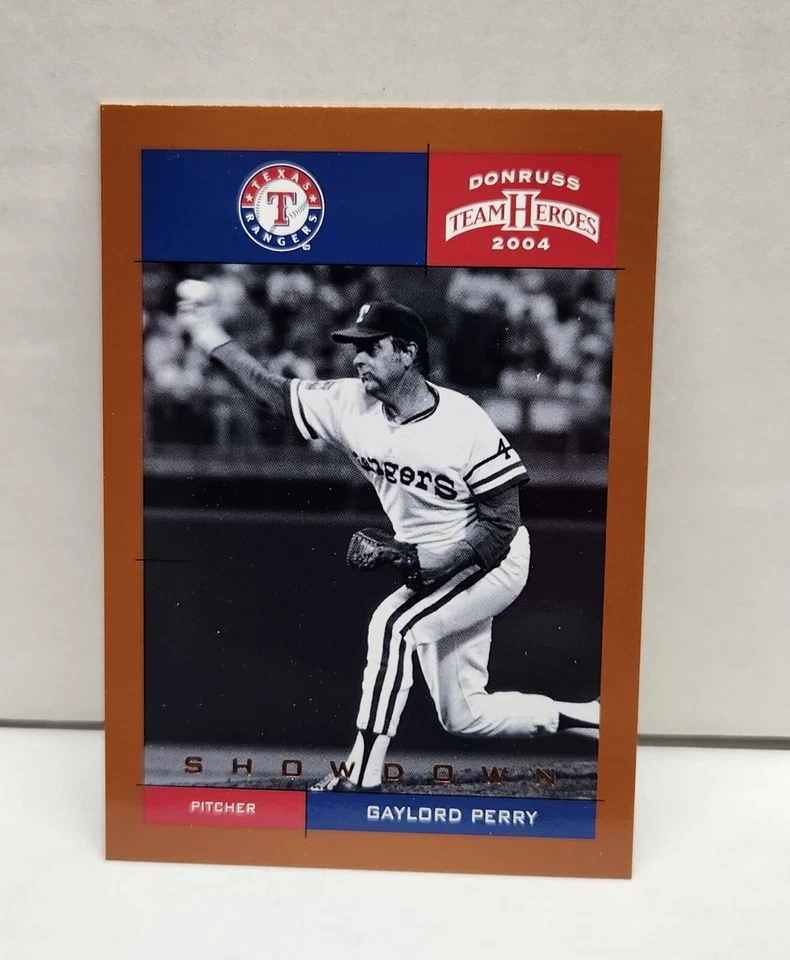 GAYLORD PERRY 2004 Donruss Team Heroes SHOWDOWN BRONZE /150 ~ RANGERS - Image 1 of 3