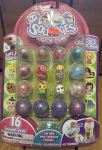 NIP! Blip Toys Squinkies Series 2 Bubble Pack - 16 Squinkies (2010 Collection) - Picture 1 of 6