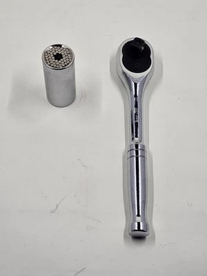 Kobalt 3/8” Drive Chrome Ratchet Socket Wrench 337308 90 Tooth Free Gator Socket - Image 1 of 4