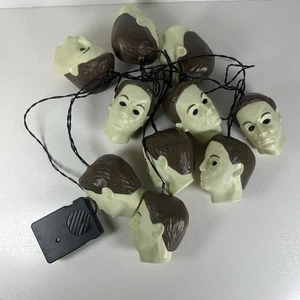 Halloween MICHAEL MEYERS 10 String Lights Lights and Plays Music Miramax 2020 - Picture 1 of 8