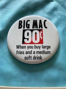 McDonald Box Mac Pin Back Button MD1-17 - Bild 1 von 3