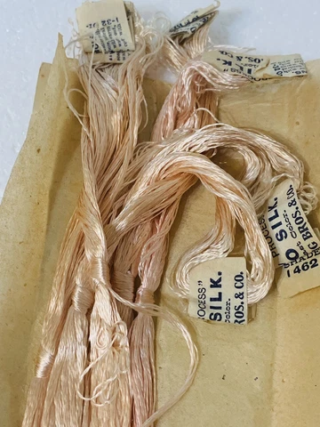 Antique Belding Bros FILO FLOSS Embroidery Floss - Shade 1462 ~ONE SINGLE SKEIN Cover