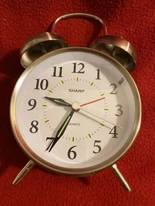 Sharp Twin Alarm Clock Metal Backlight Glow Vintage Old Fashioned Bell SCP800 - Picture 1 of 2