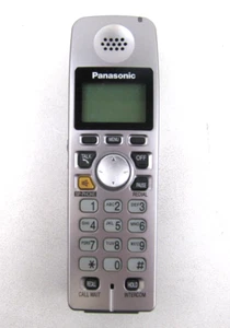 PANASONIC KX-TGA600 5.8GHZ CORDLESS HANDSET DIGITAL SILVER Unit Only No Battery - Picture 1 of 5