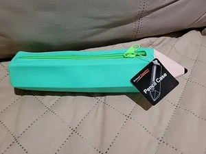 1 Pcs Pencil Shaped Case, Teacher Pencil Pouch, Cute 3D Dimensional - Foto 1 di 3