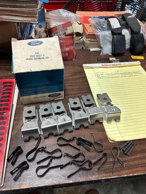 NOS 1970 FORD GALAXIE XL LTD COUNTRY SQUIRE BRAKE HARDWARE KIT D0AZ-2C077-A NEW - Image 1 of 4