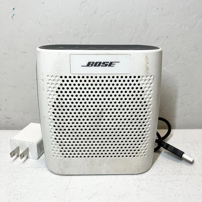 (Ver fotos) Altavoz Bluetooth Bose SoundLink Polar Blanco 415859 Con Cargador Foto 1 de 4