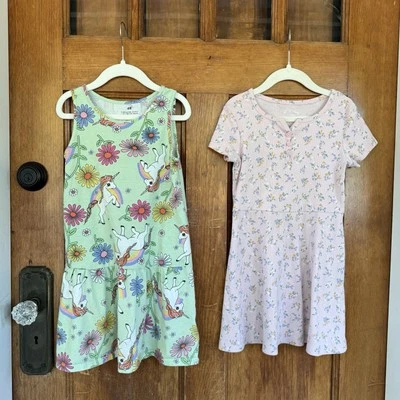 Pair of Summer Dresses Pink Green Unicorn Floral Girls Size 6/7 Small Soft Knit - Image 1 of 4