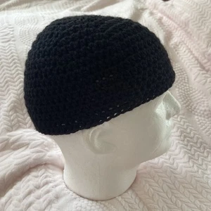 Hecho a mano para adultos ganchillo negro calavera gorra kufi gorro sombrero - Imagen 1 de 5