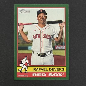2025 Topps Heritage Rafael Devers verde parallelo - Foto 1 di 2