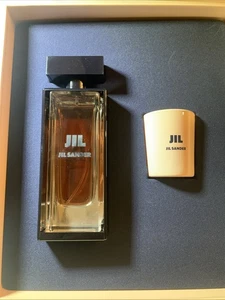 Jil Sander Jil 50 ml Eau De Parfum + Kerze 32 gr Neu in Geschenkverpackung - Bild 1 von 6