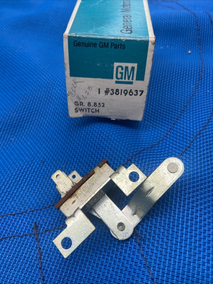 3819637 - NOS GM Heater / Blower Switch 1963 Chevrolet Pass, Impala, Biscayne - Image 1 of 4