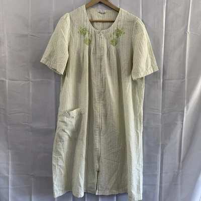 Abrigo para mujer L House verde blanco Seersucker bolsillos a rayas salón cabaña núcleo Foto 1 de 4