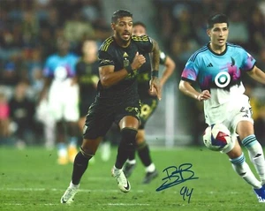 FOTO 8X10 FIRMADA CON AUTÓGRAFO DE DENIS BOUANGA CERTIFICADO DE AUTENTICIDAD LAFC MLS - Imagen 1 de 1