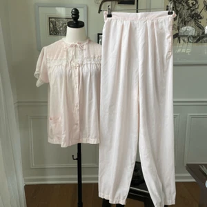 Vintage Barbizon rosa 2-teiliges Pyjama Lounge Set SS Oberteil Hose S - Bild 1 von 10