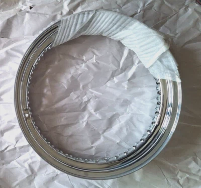 NUEVA LLANTA CROMADA 16" X 3" 80 ORIFICIOS PARA NEUMÁTICO HARLEY '36 hasta FXST, FLH, FX 130 a 150 Foto 1 de 3