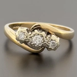 9ct Yellow Gold 0.15ct Diamond Three Stone Ring Size L Hallmarked - Picture 1 of 10