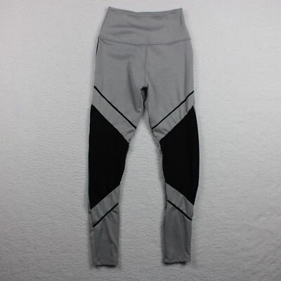 Legging al tobillo Beyond Yoga para mujer edición limitada talla M a rayas gris y negro Foto 1 de 4