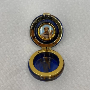 Vintage St Anthony & Jesus Plastic Pillbox or Rosary Case Gold and Blue - Picture 1 of 11