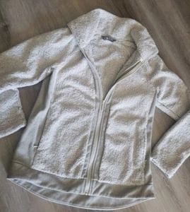The North Face size M Women ivory beige gray full zip sherpa fleece jacket, RARE - Picture 1 of 5