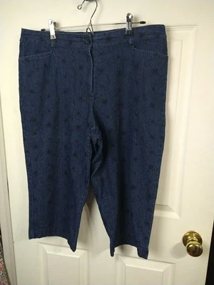 Bermudas cortas blancas ciervo mujer 12 denim bordadas azules cintura elástica informales Foto 1 de 4